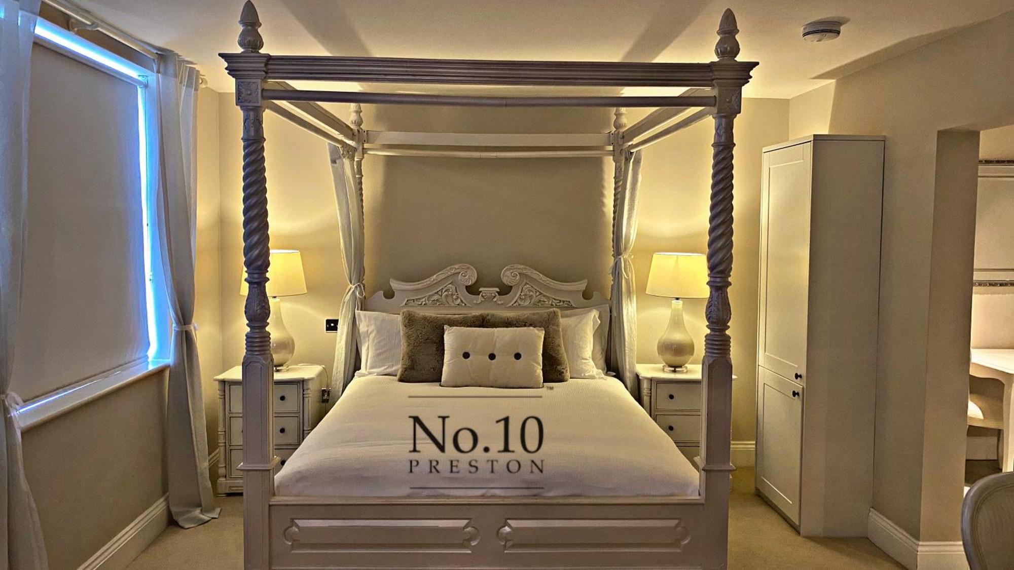 No.10 Preston Hotel Престън Екстериор снимка