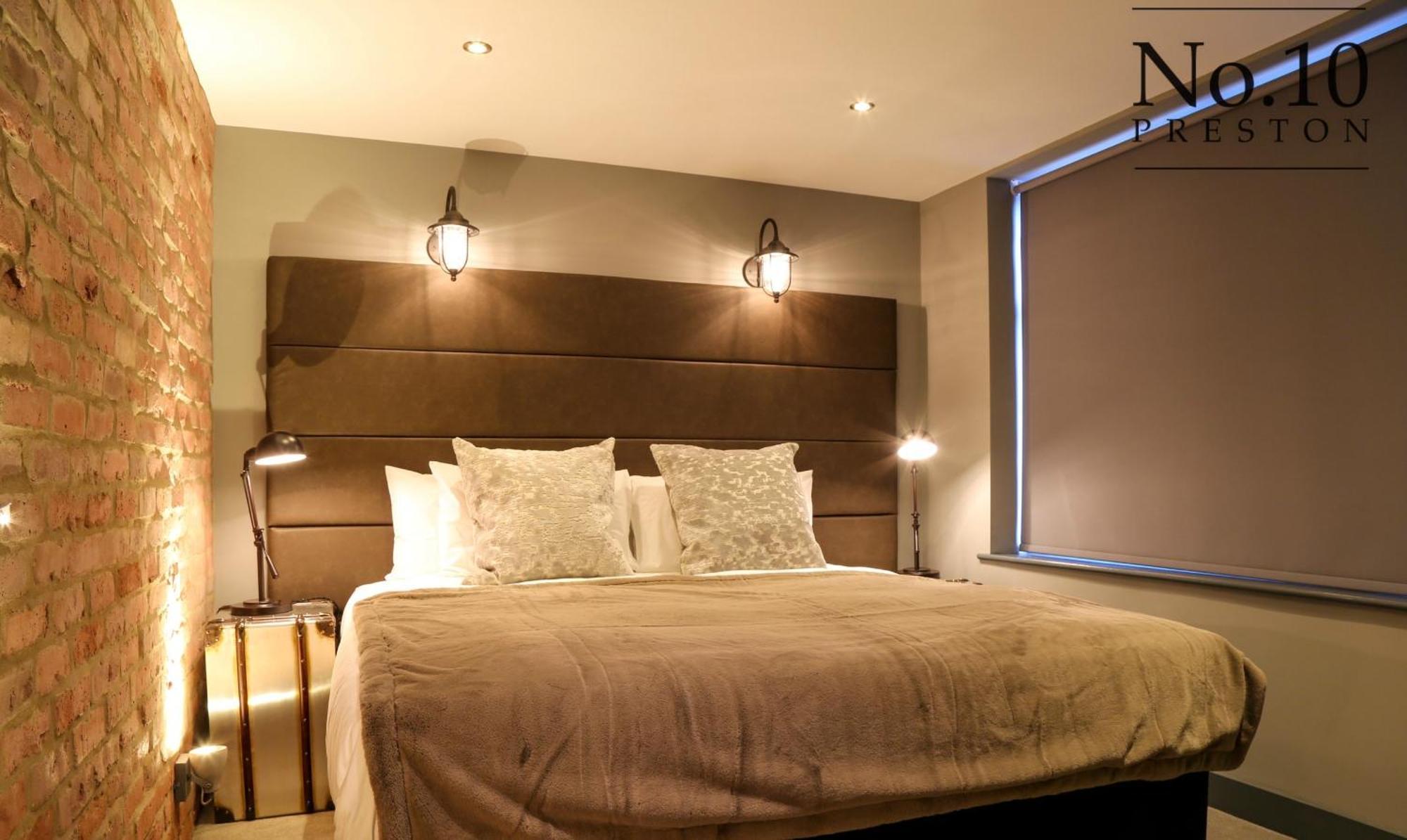 No.10 Preston Hotel Престън Екстериор снимка