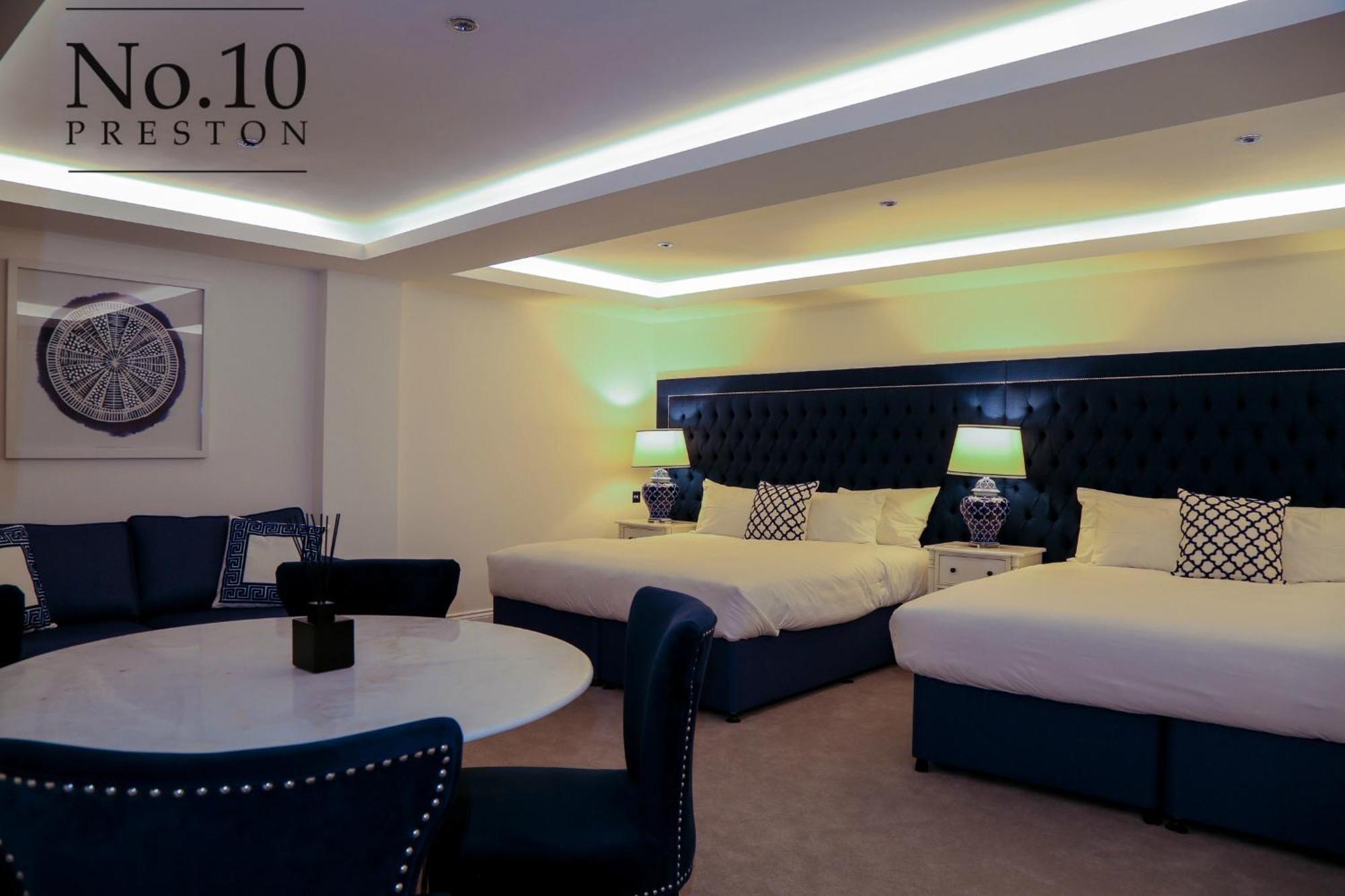 No.10 Preston Hotel Престън Екстериор снимка